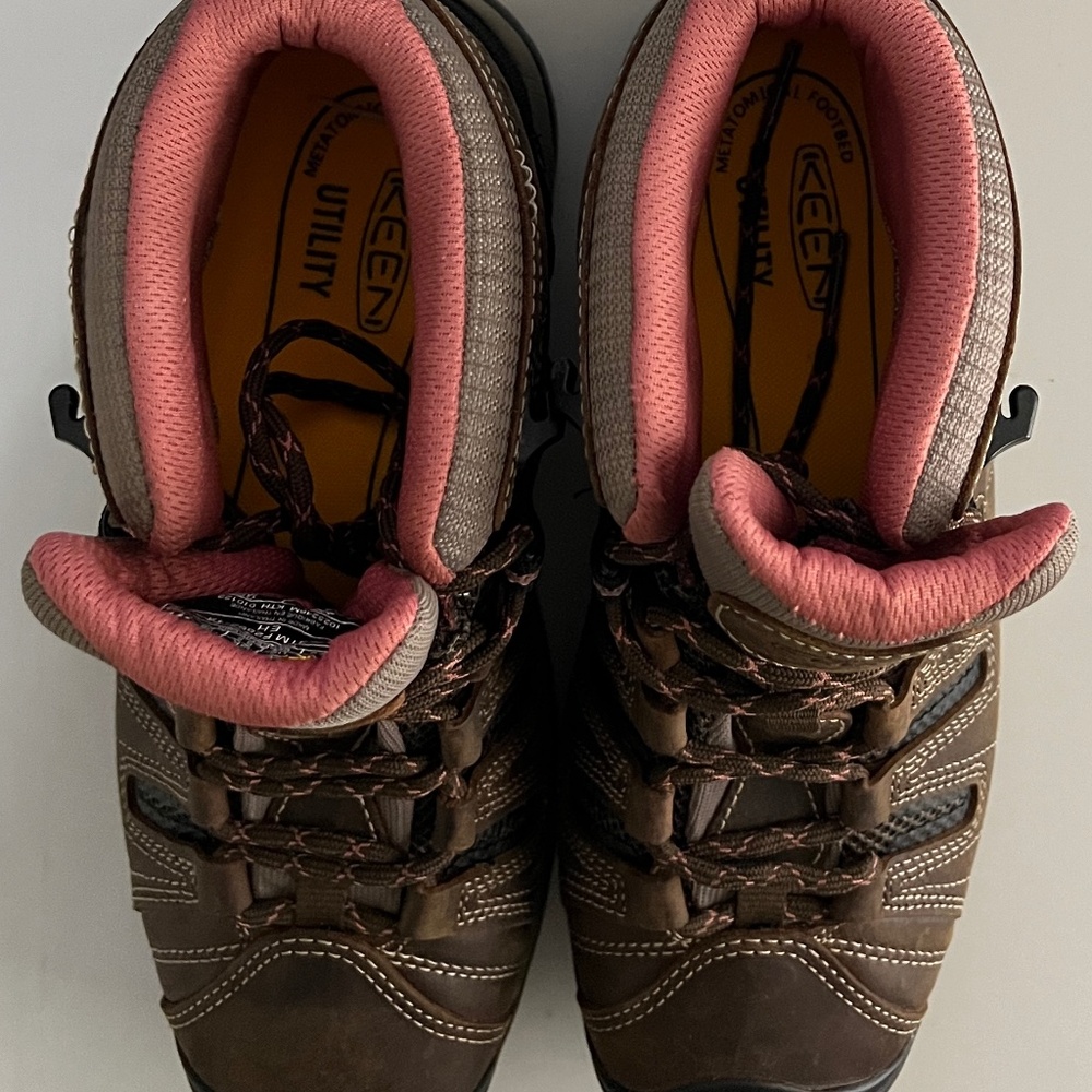 Keen Women’s Flint II Steel Toe Shoes Size 9 M